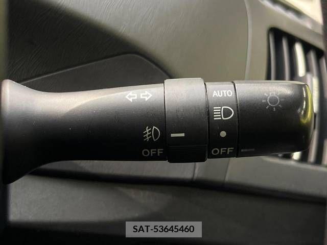 Toyota PRIUS 2016-02 281971-7