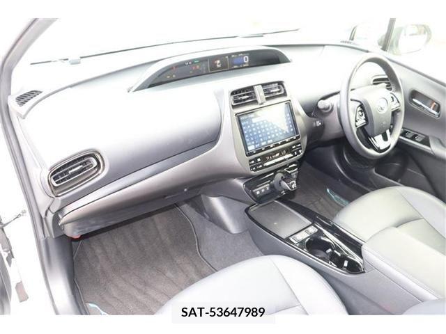 Toyota PRIUS 2022-02 322481-6