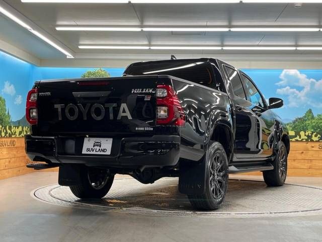Toyota HILUX 2022-09 195182-17