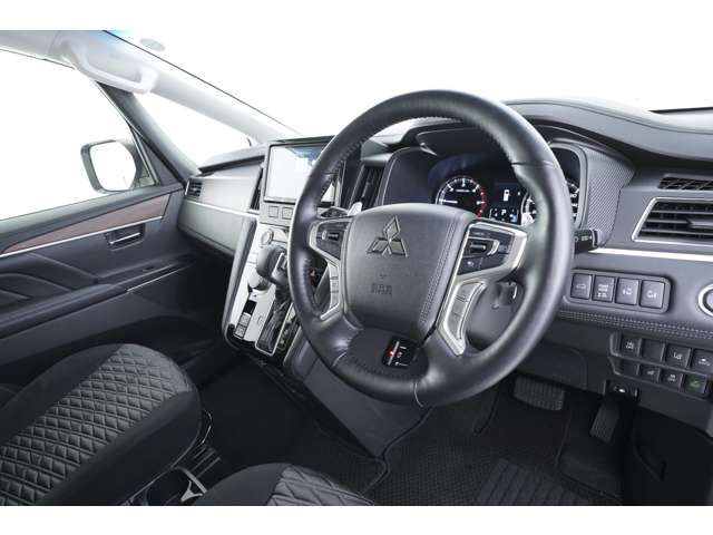 Mitsubishi DELICA D5 2022-12 184231-10