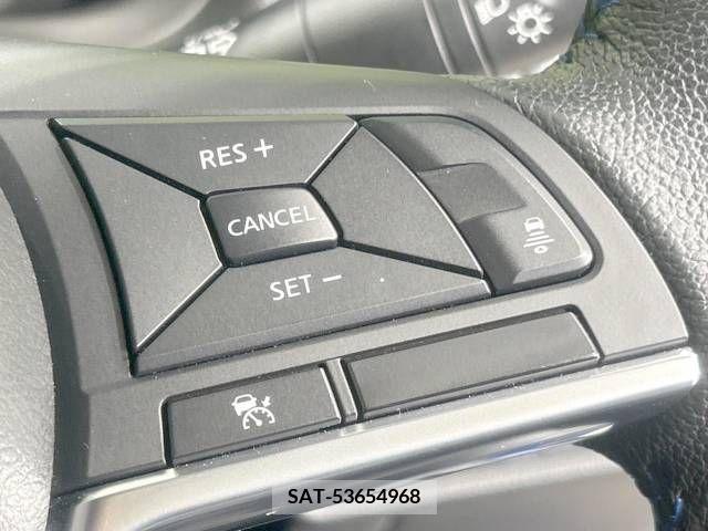 Nissan NOTE 2018-09 338030-5