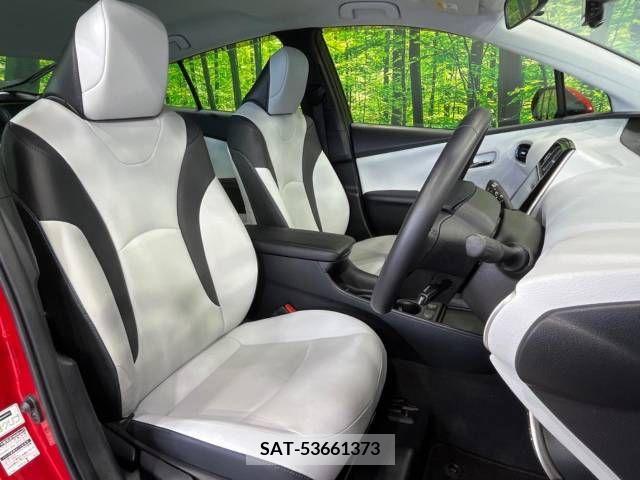 Toyota PRIUS 2019-01 349399-8