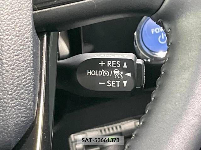 Toyota PRIUS 2019-01 349399-7