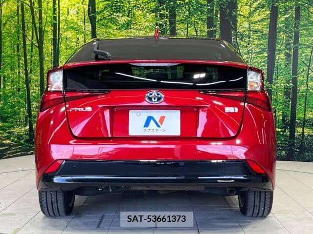 Toyota PRIUS 2019-01 349399-15