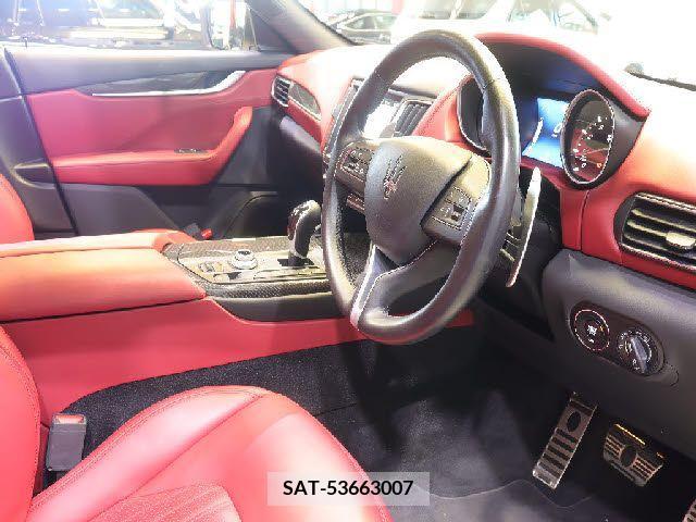 Maserati LEVANTE 2017-12 347548-6