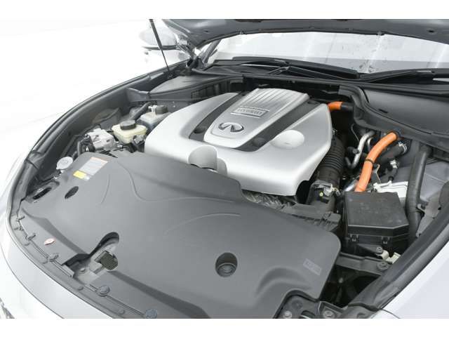 Nissan FUGA HYBRID 2016-02 196753-10