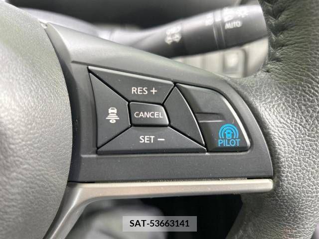 Nissan SERENA 2018-11 284489-6