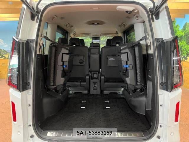 Nissan SERENA 2023-05 284266-11