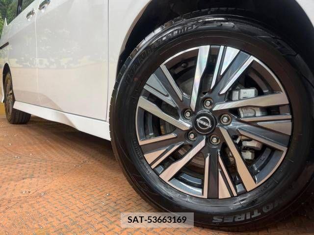 Nissan SERENA 2023-05 284266-13