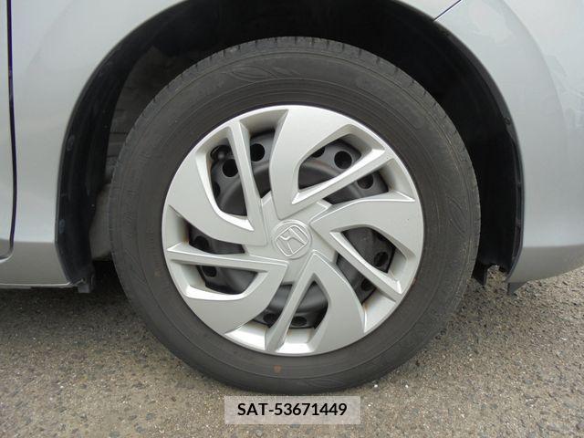 Honda FREED 2018-05 330048-4