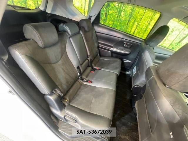 Toyota PRIUS ALPHA 2016-11 366759-9