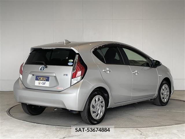 Toyota AQUA 2017-03 292076-1