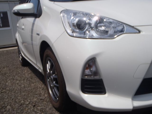 Toyota AQUA 2013-10 2410-5