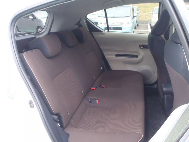 Toyota AQUA 2013-10 2410-9