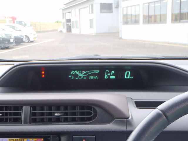 Toyota AQUA 2013-10 2410-21