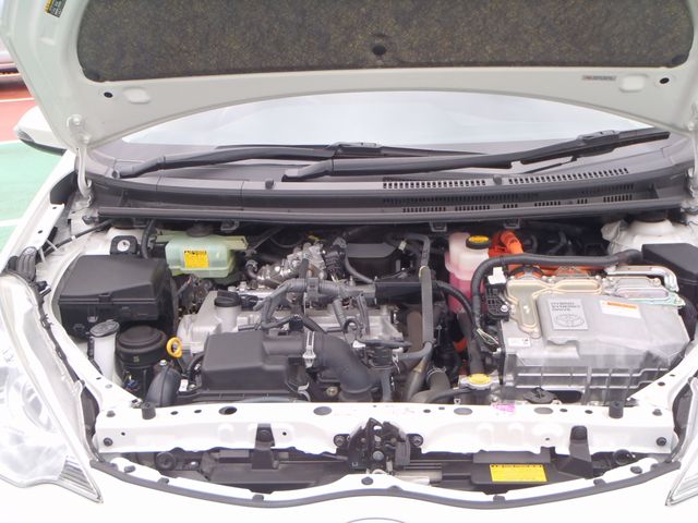 Toyota AQUA 2013-10 2410-23