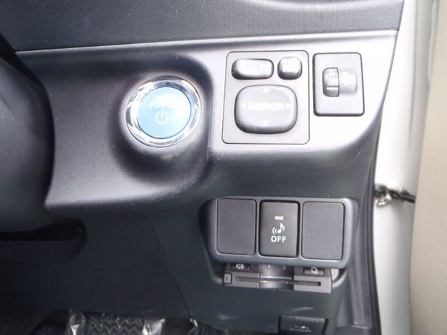 Toyota AQUA 2013-10 2410-16