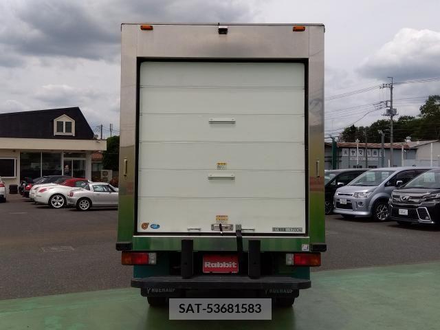 Hino DUTRO 2022-03 296694-8