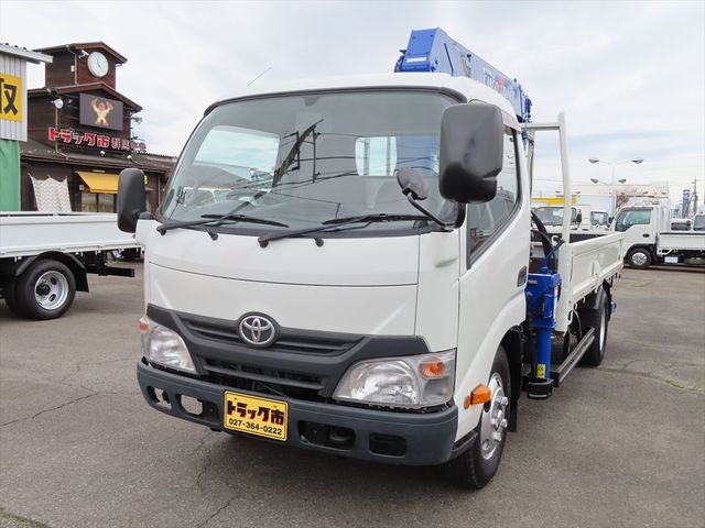 Toyota DYNA TRUCK 2011-11 828-0