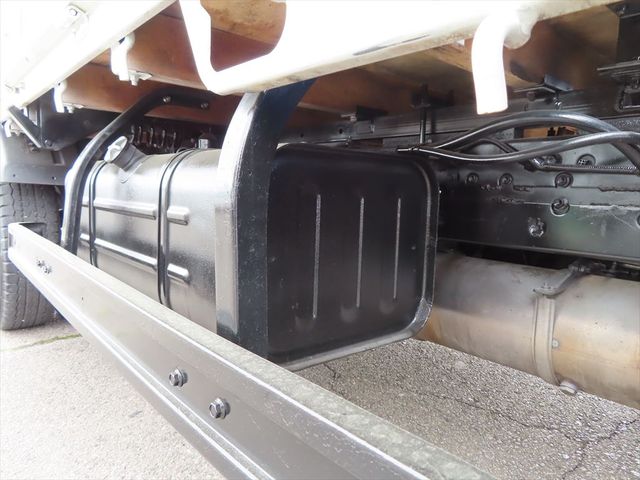 Toyota DYNA TRUCK 2011-11 828-27