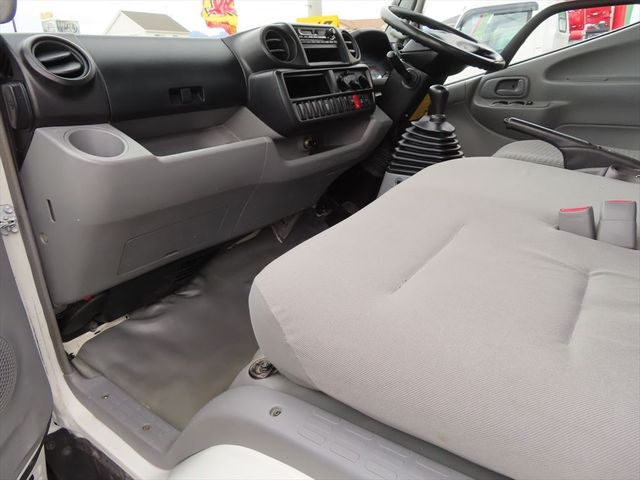 Toyota DYNA TRUCK 2011-11 828-6