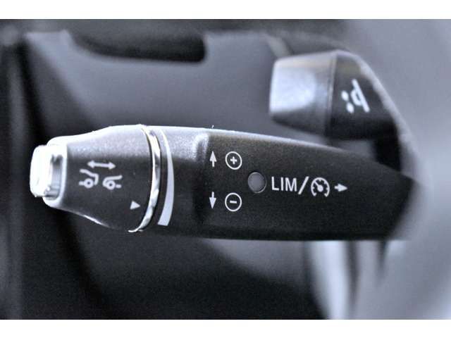 Mercedes Benz G-CLASS 2014-01 21064-18