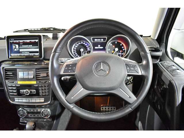 Mercedes Benz G-CLASS 2014-01 21064-11