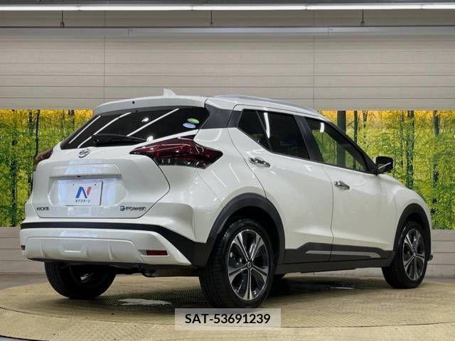 Nissan KICKS 2022-02 362294-17