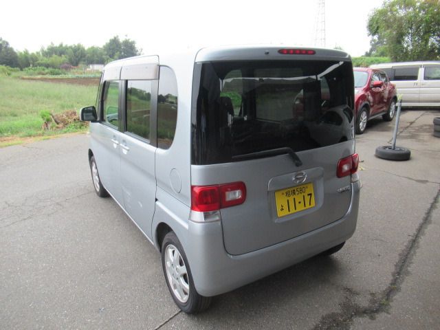 Daihatsu TANTO 2009-10 12214-11
