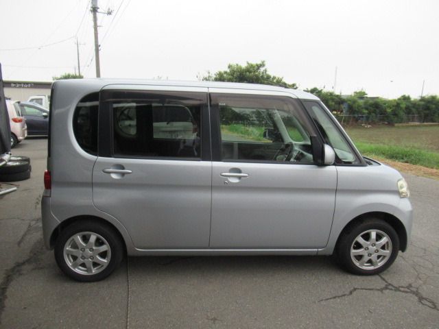 Daihatsu TANTO 2009-10 12214-7
