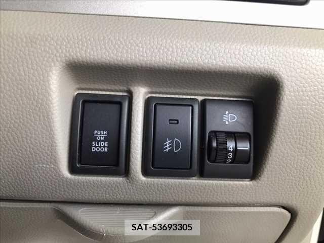 Suzuki EVERY WAGON 2011-10 347135-3