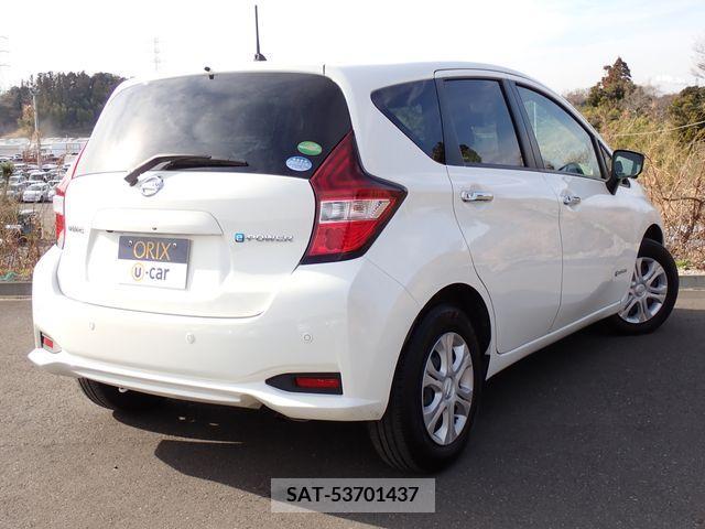 Nissan NOTE 2018-11 371996-2