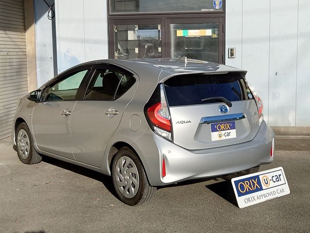 Toyota AQUA 2019-04 23019-24