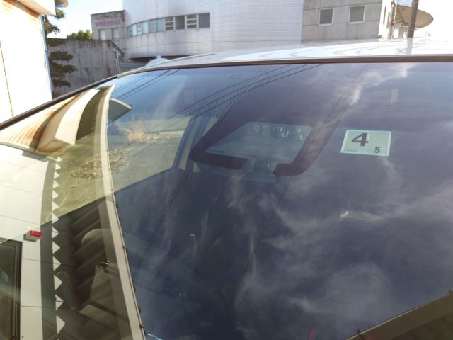 Toyota AQUA 2019-04 23019-3