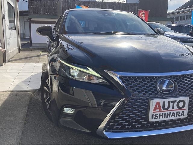 Lexus CT 2018-03 22724-24
