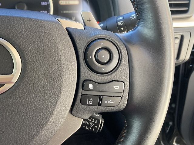 Lexus CT 2018-03 22724-17