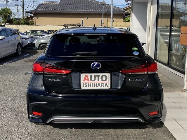 Lexus CT 2018-03 22724-3