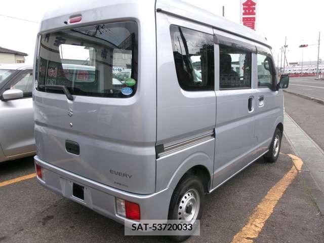 Suzuki EVERY 2019-08 217594-4