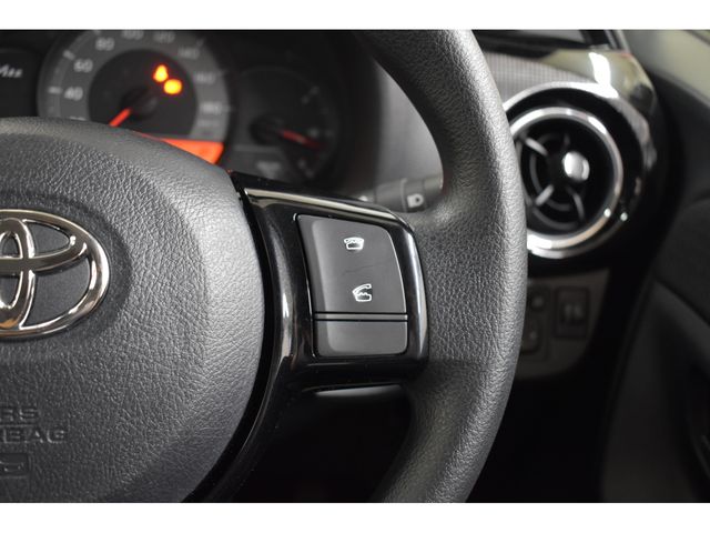 Toyota VITZ 2017-11 11548-20