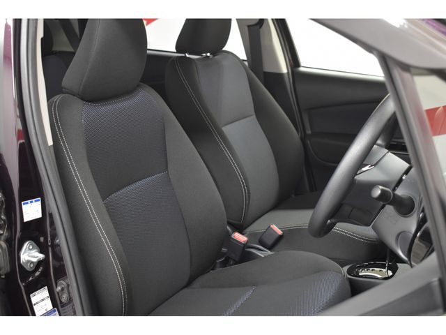 Toyota VITZ 2017-11 11548-10