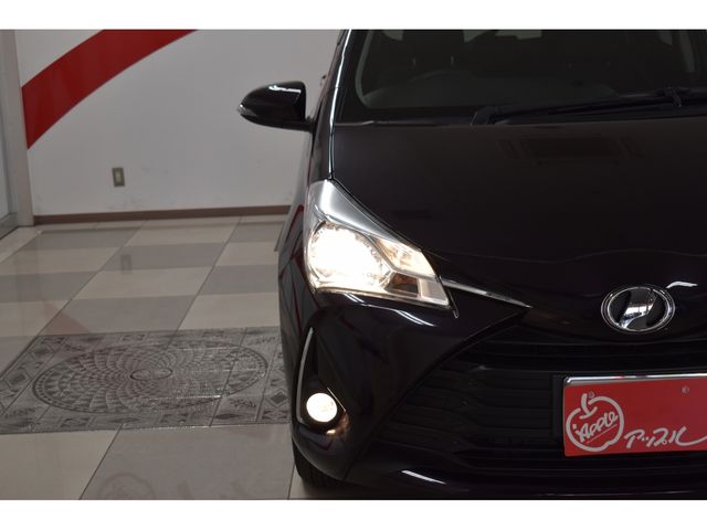 Toyota VITZ 2017-11 11548-4