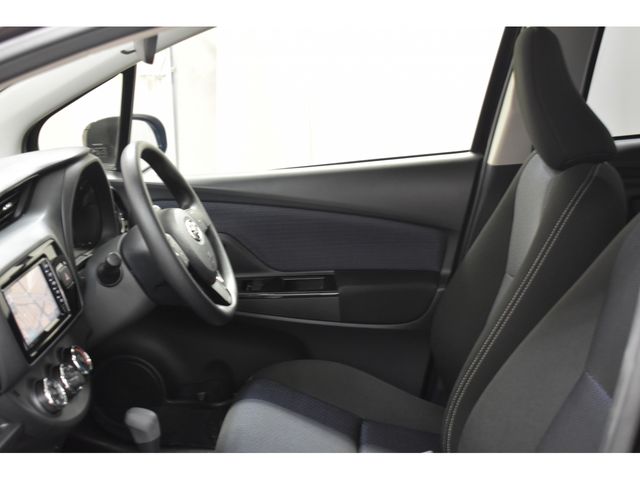 Toyota VITZ 2017-11 11548-23