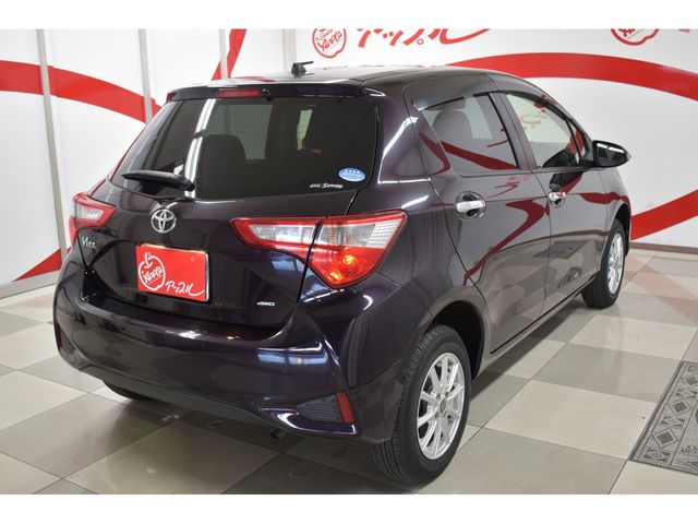 Toyota VITZ 2017-11 11548-29