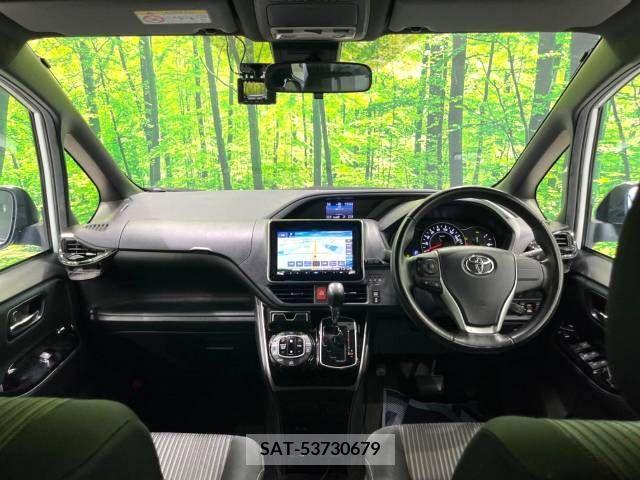 Toyota VOXY 2019-10 394942-1