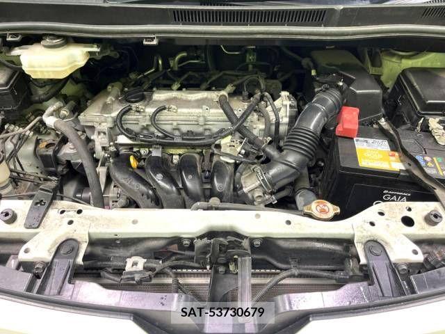 Toyota VOXY 2019-10 394942-19