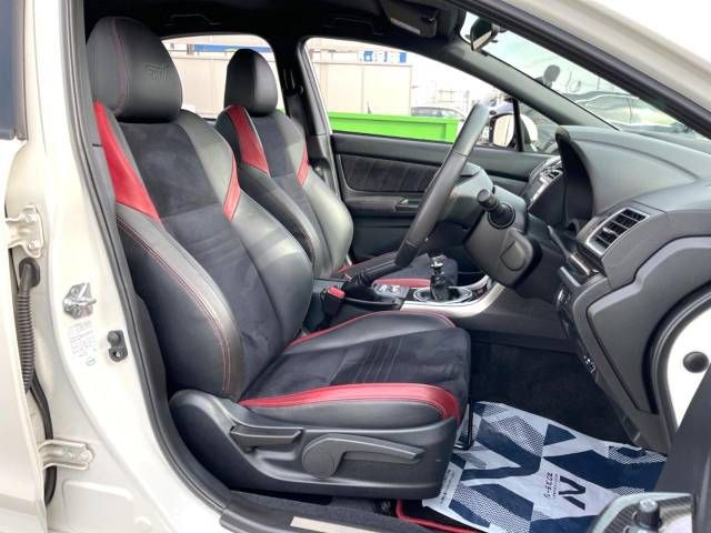 Subaru WRX STI 2015-01 189595-9
