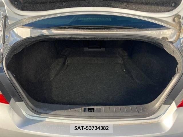 Nissan FUGA 2010-02 270738-11
