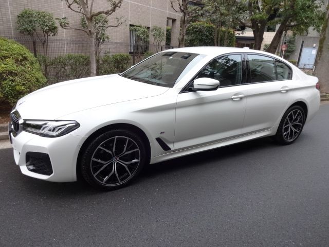 Bmw 5 SERIES 2022-12 185480-5