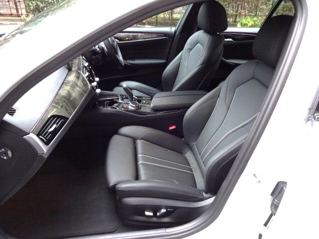 Bmw 5 SERIES 2022-12 185480-13