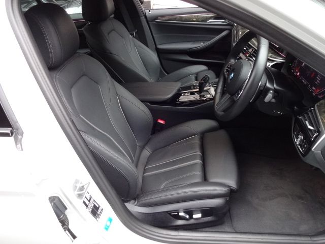 Bmw 5 SERIES 2022-12 185480-15